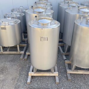 1000 liter tank i Syrafast 316