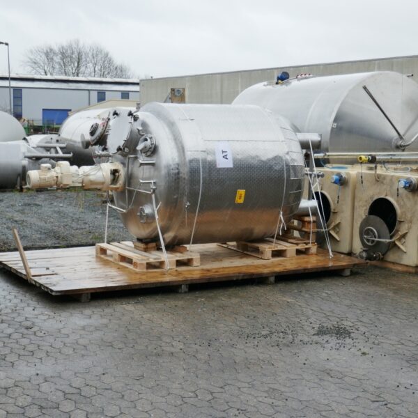 3230 liter tank i Syrafast 316