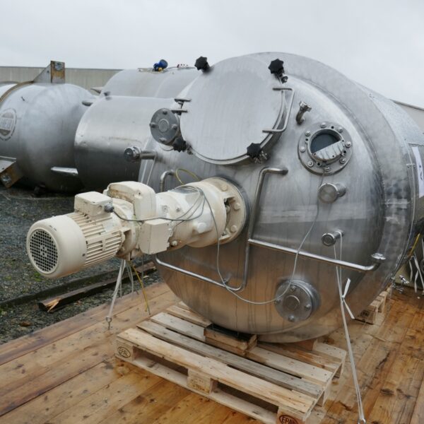 3230 liter tank i Syrafast 316