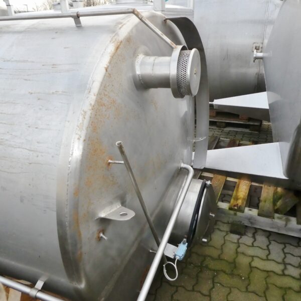 3500 liter tank i Syrafast 316