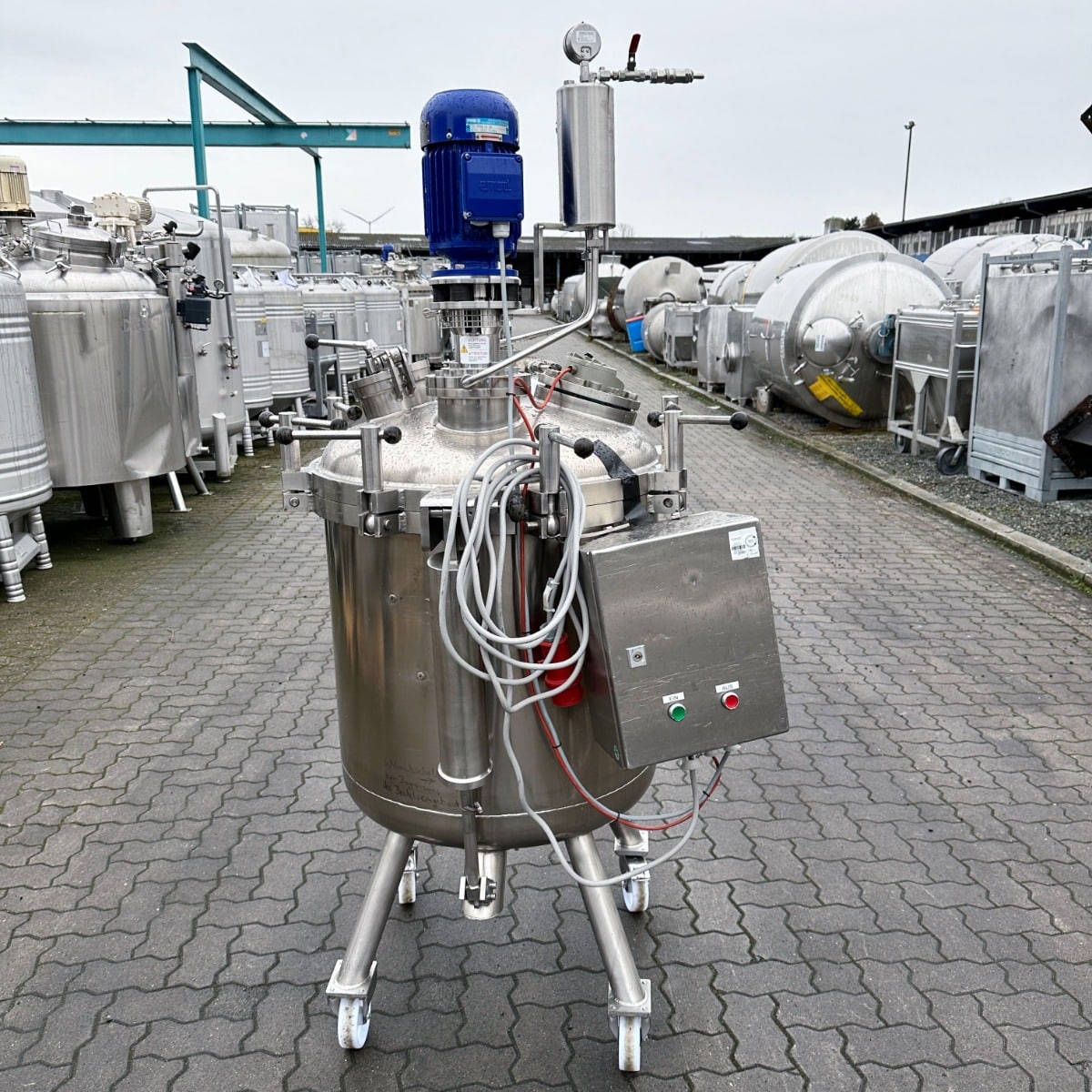 318 liter tank i Syrafast 316