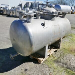 1600 liter tank i Syrafast 316