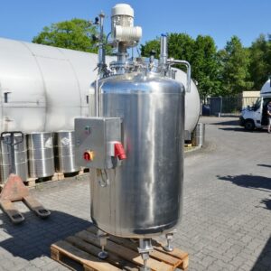 800 liter tank i Syrafast 316