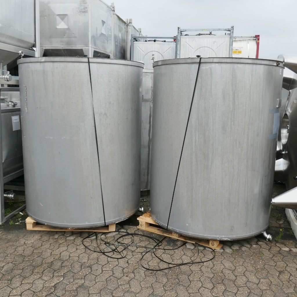 4000 liter tank i Syrafast 316
