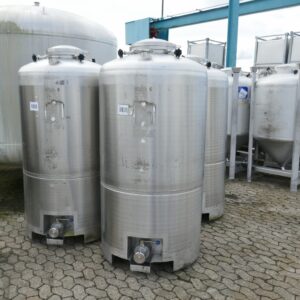 1140 liter tank i Syrafast 316