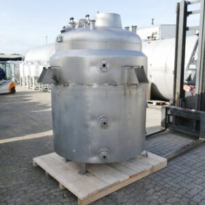 2950 liter tank i Syrafast 316