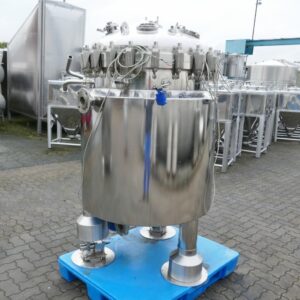 733 liter tank i Syrafast 316