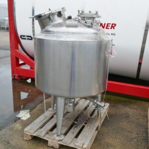 318 liter tank i Syrafast 316