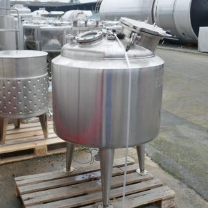 318 liter tank i Syrafast 316