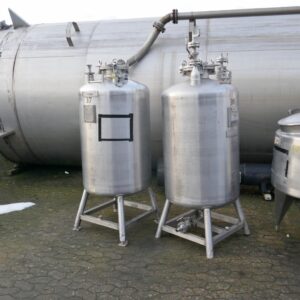 640 liter tank i Syrafast 316
