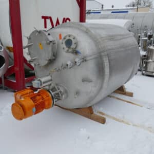 2000 liter tank i Syrafast 316