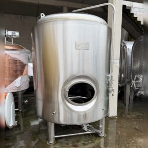 2000 liter tank i Rostfritt 304