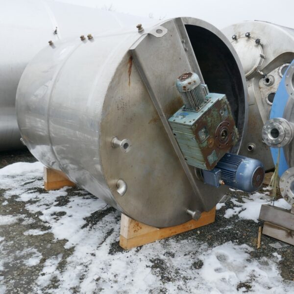 5700 liter tank i Syrafast 316