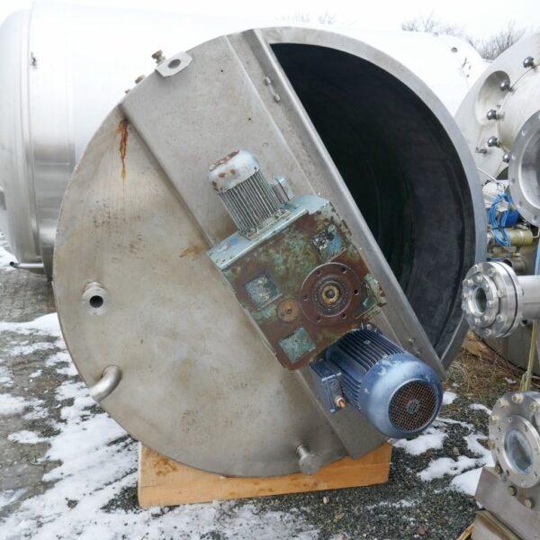 5700 liter tank i Syrafast 316