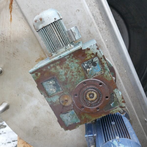 5700 liter tank i Syrafast 316