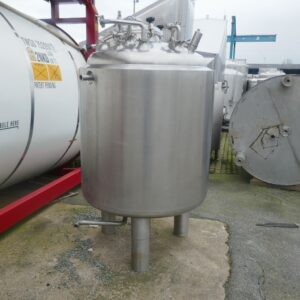 1100 liter tank i Syrafast 316