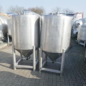 800 liter tank i Syrafast 316