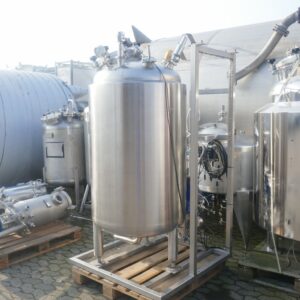 600 liter tank i Syrafast 316