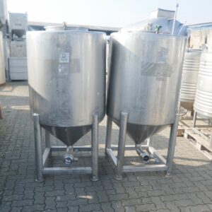 800 liter tank i Syrafast 316