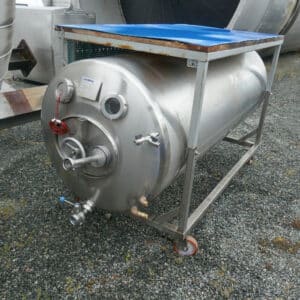 1020 liters tank i rustfritt stål 304