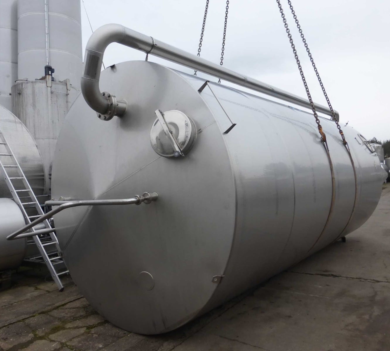 45000 liter tank i Syrafast 316