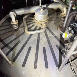 21500 liter tank i Syrafast 316