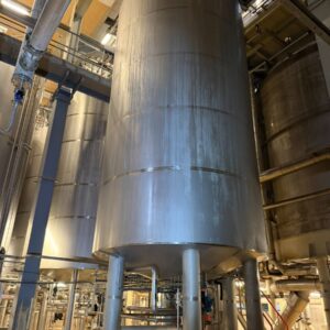 53700 liter tank i Syrafast 316