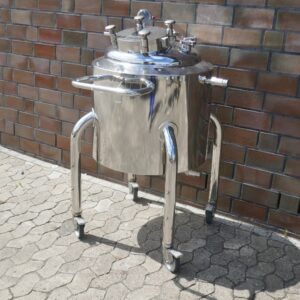 130 liter tank i Syrafast 316