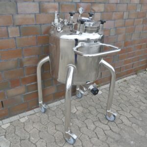 150 liter tank i Syrafast 316