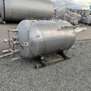 2000 liter tank i Syrafast 316