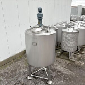 2500 liter tank i Syrafast 316