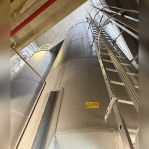 30000 liter tank i Syrafast 316