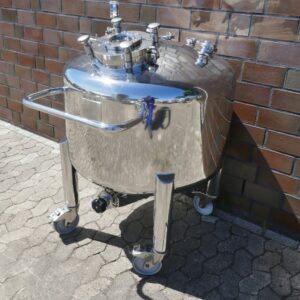 390 liter tank i Syrafast 316