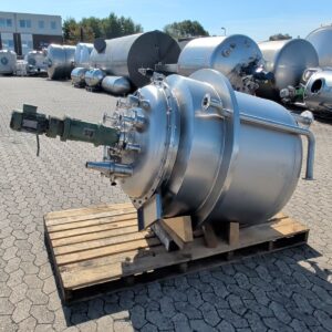568 liter tank i Syrafast 316