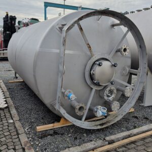 16815 liter tank i Syrafast 316