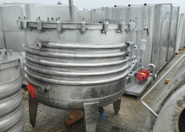 14696_p1030935_1024x1024_