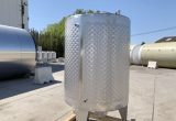 2000 liter tank i Syrafast 316