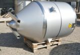 2400 liter tank i Syrafast 316