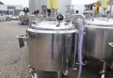 700 liter tank i Syrafast 316